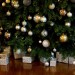 クリスマスツリーの足元…隠す？隠さない？
